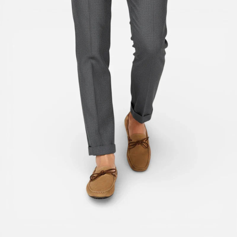 mocassin-marron-daim-principale-lifestyle