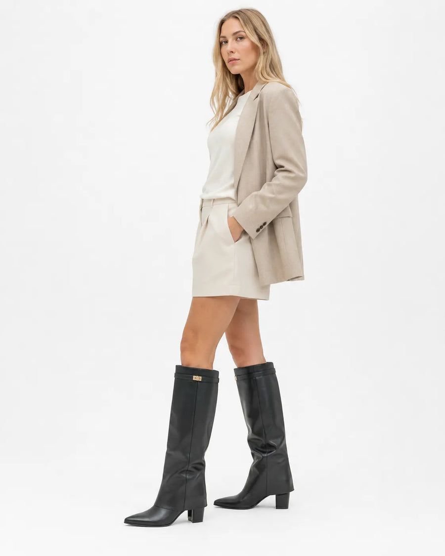 Bottes haute en cuir noir femme - vue de côté