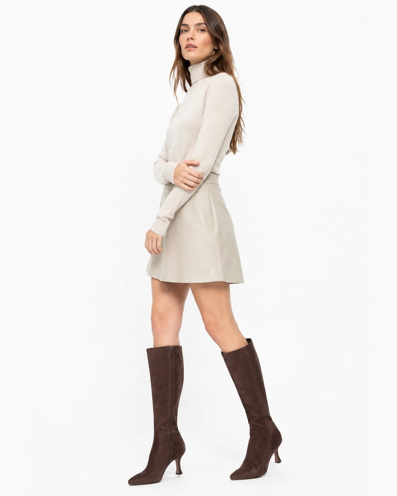Bottes hautes à talons en daim femme - vue de côté