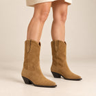 Bottes Mi-Mollet Femme - Santiags en Suédine Talon Oblique - Camel