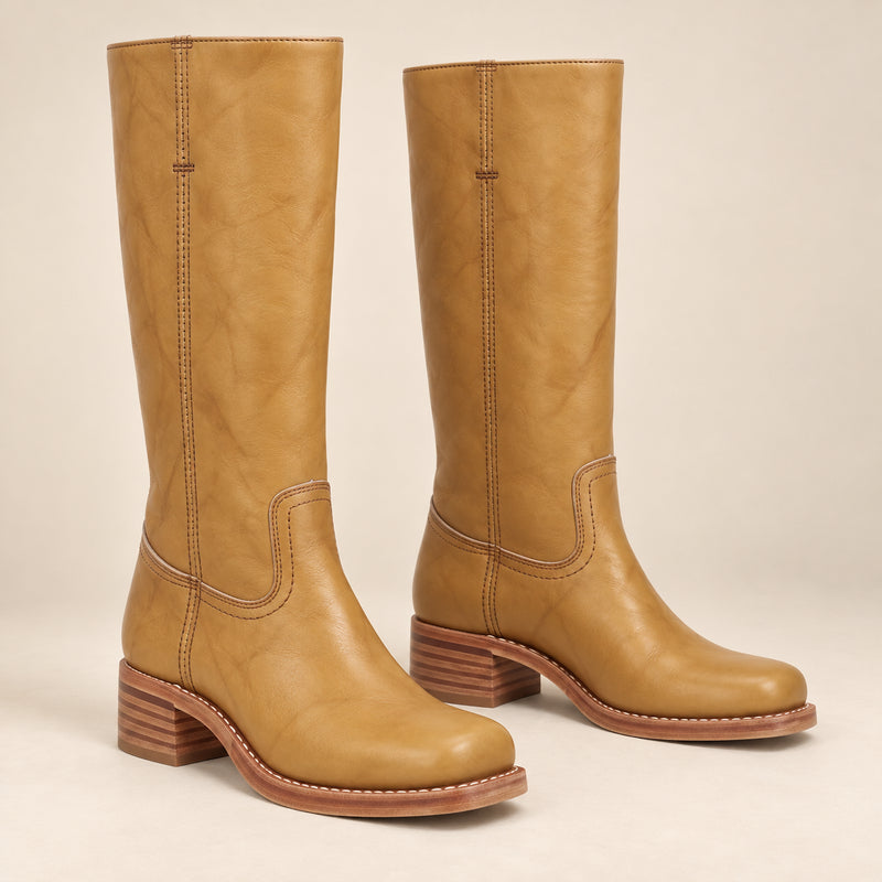 Bottes Hautes Femme - Talon Empilé Effet Cuir Bout Carré - Camel - bottes seules sur fond beige