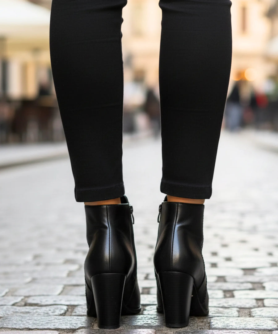 Bottines en cuir à talons femme