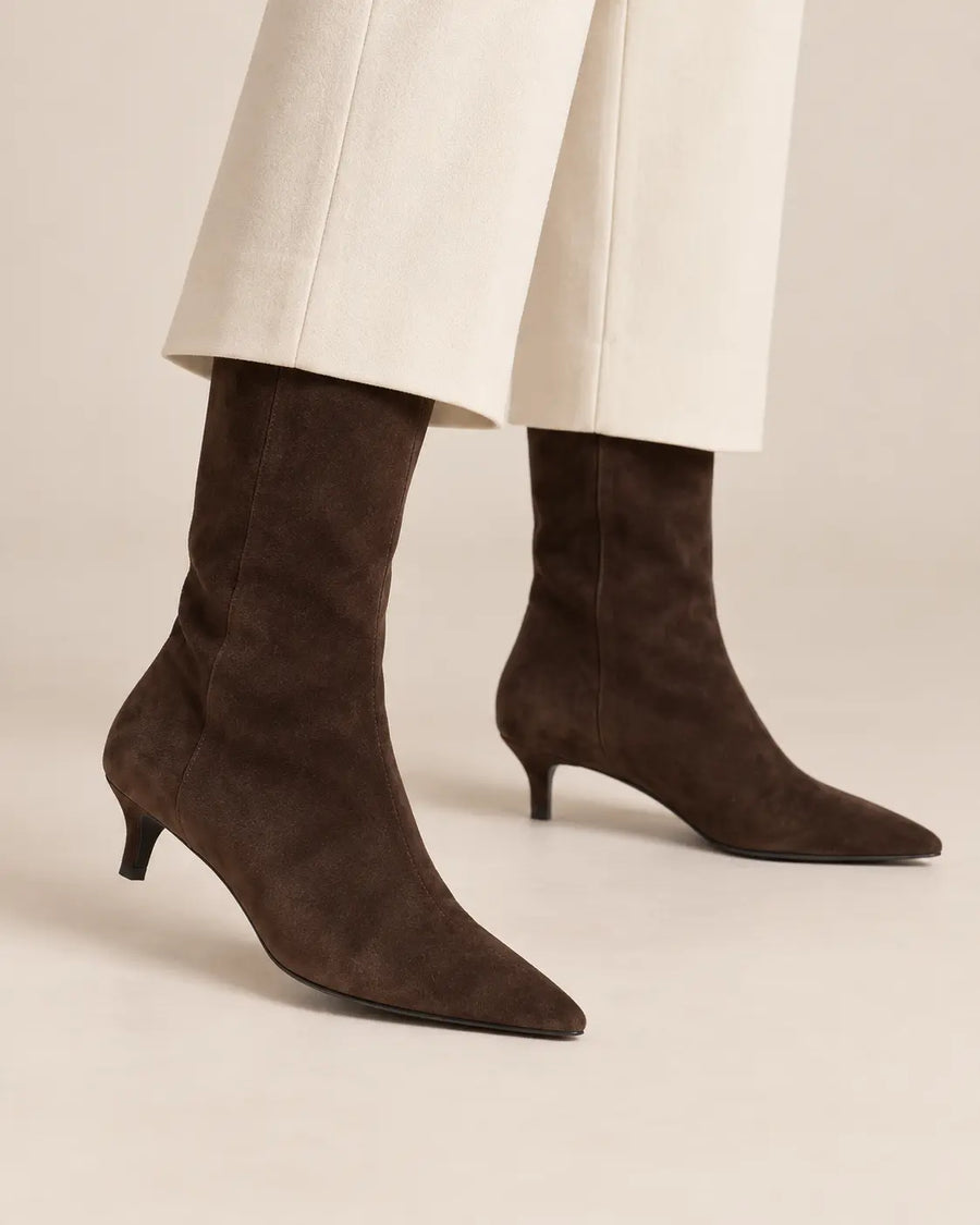Bottines Pointues Femme - Suédine Talon Kitten Café porté