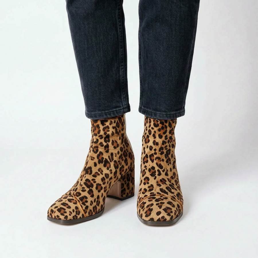 Bottines à talons en daim - vue de dos