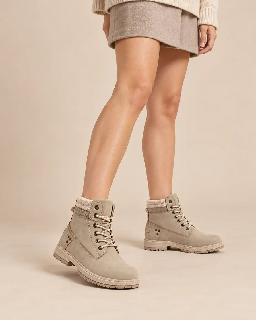 Bottines Worker Femme - Plates à Lacets Effet Cuir Beige porté