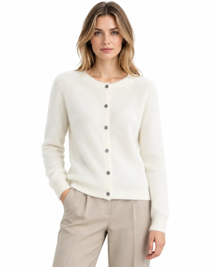Cardigan Femme Oversize Laine Mérinos Boutonné Blanc porté