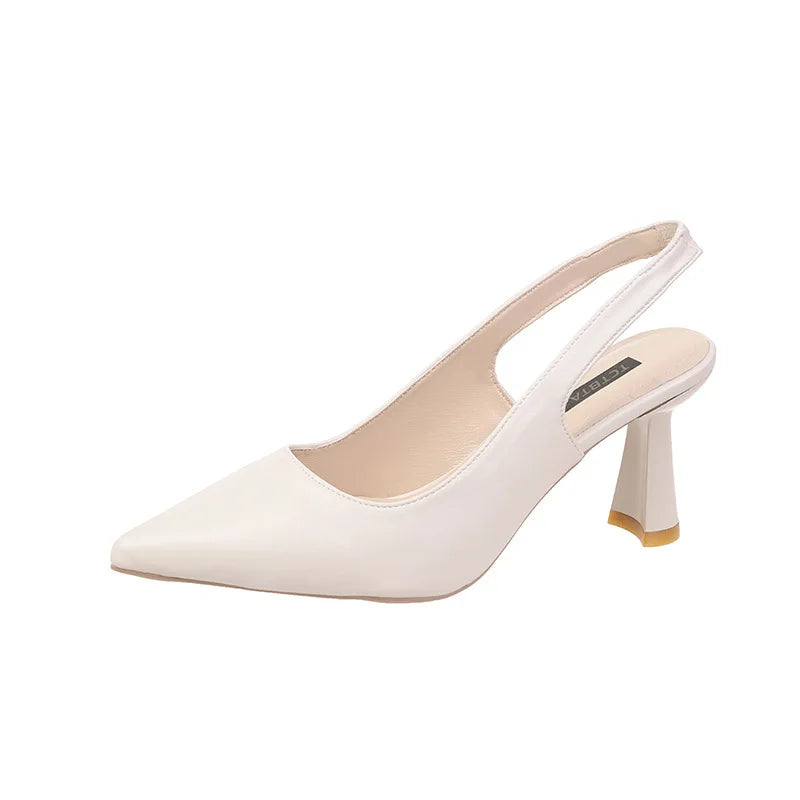 Escarpin femme bout pointu talon aiguille - vue d'ensemble posé