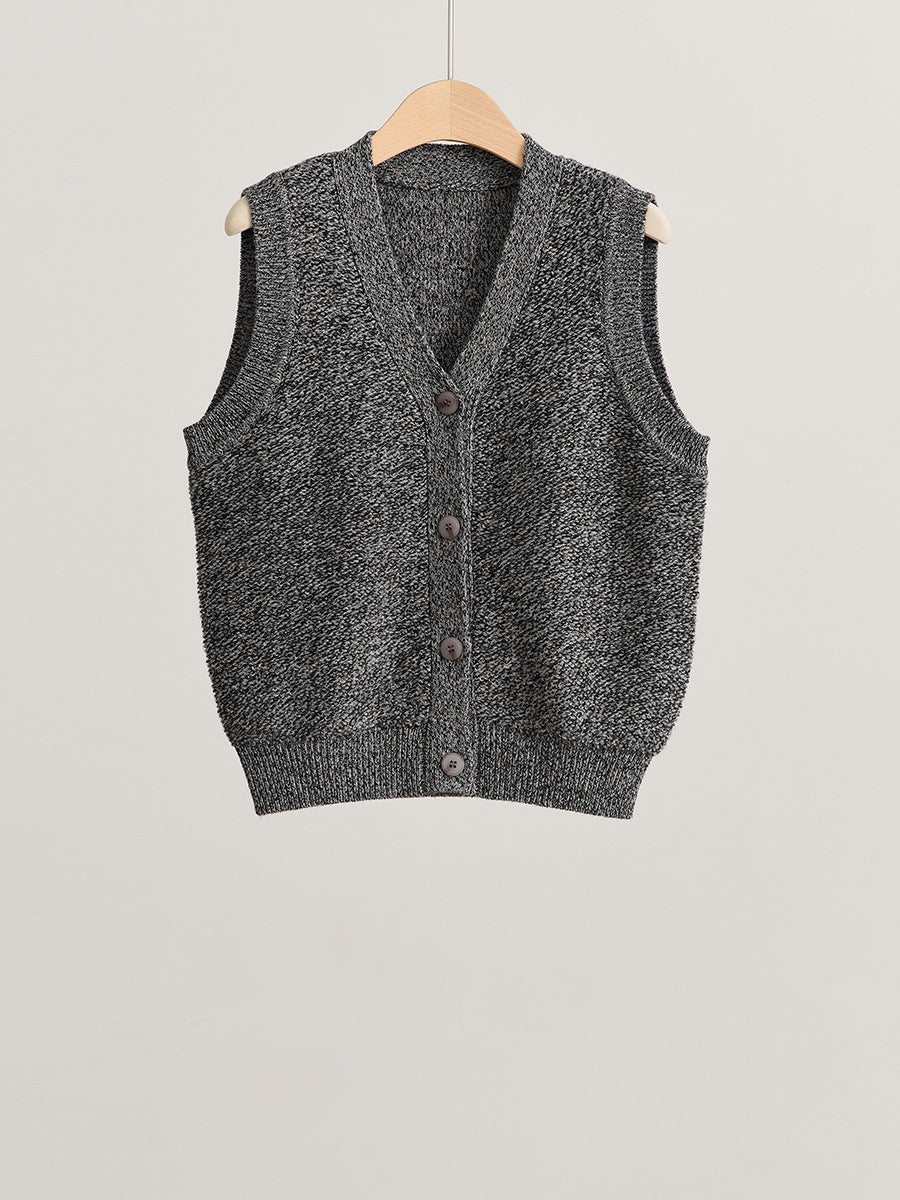 Gilet cardigan sans manche en laine femme - vue d'ensemble posé