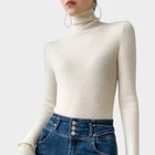 Pull Femme Douillet Coupe Ajustée - Crème