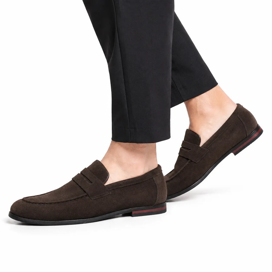 Mocassin homme loafer britannique - vue d'ensemble posé