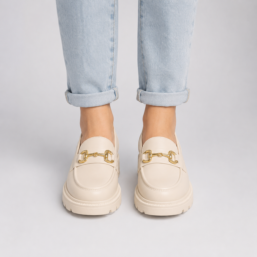 Mocassin femme blanc compensé à chainette dorée - vue de dessus