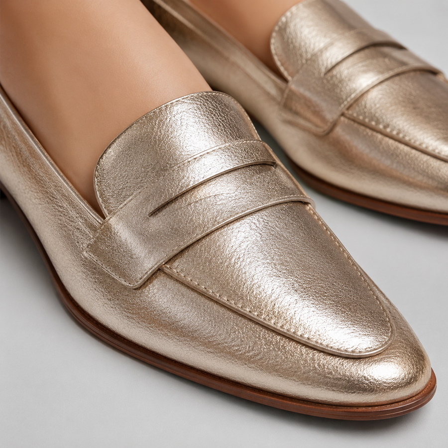 mocassin femme patchwork a bout rond vue détaillé proche porté en arrêt