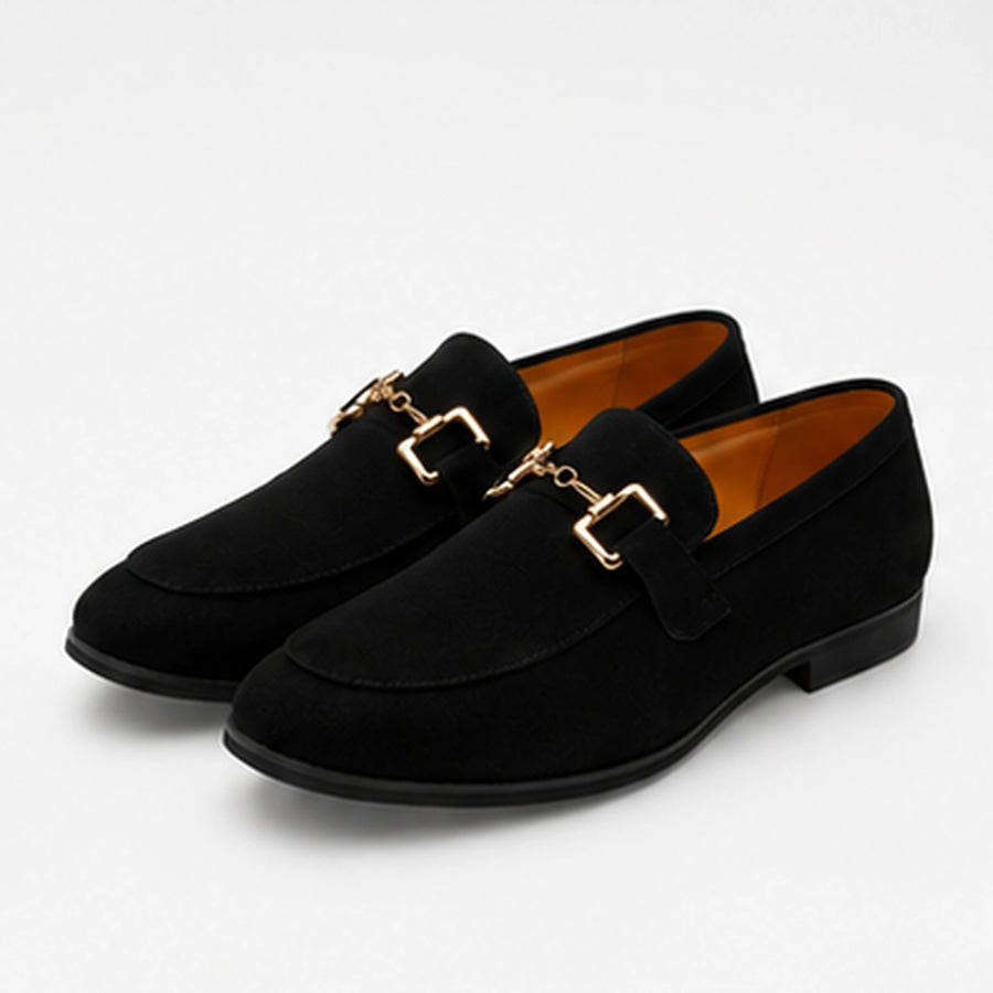 mocassin en daim noir nubuck avec mors dore vue complete