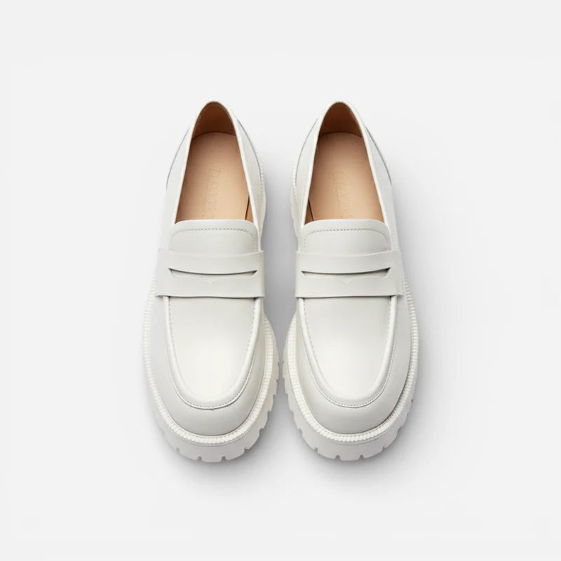 Mocassin femme blanc plateforme confort - vue d'ensemble posé
