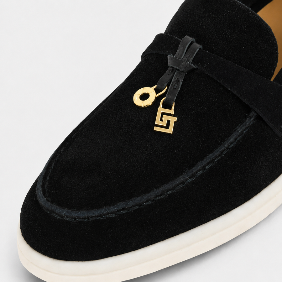 Mocassin femme noir finition luxe - vue semelle