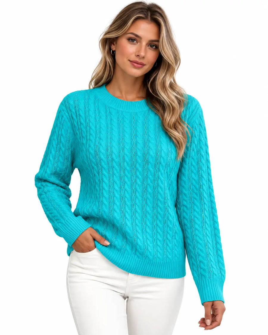 Pull Femme Col Rond Maille Torsadée Bleu porté