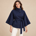 Cape Femme - Col Montant Boutonné Ceinture Cintrée - Bleu marine