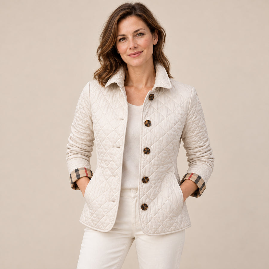 Veste Matelassée Femme - Col Rabattu Fermeture Boutons - Blanc - photo portée sur fond beige